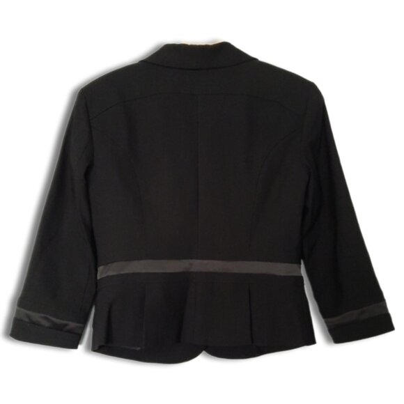 BEBE Cropped Satin Detail 3/4 Sleeve Blazer Jacket Button Front Black Sz 8 - Picture 8 of 15